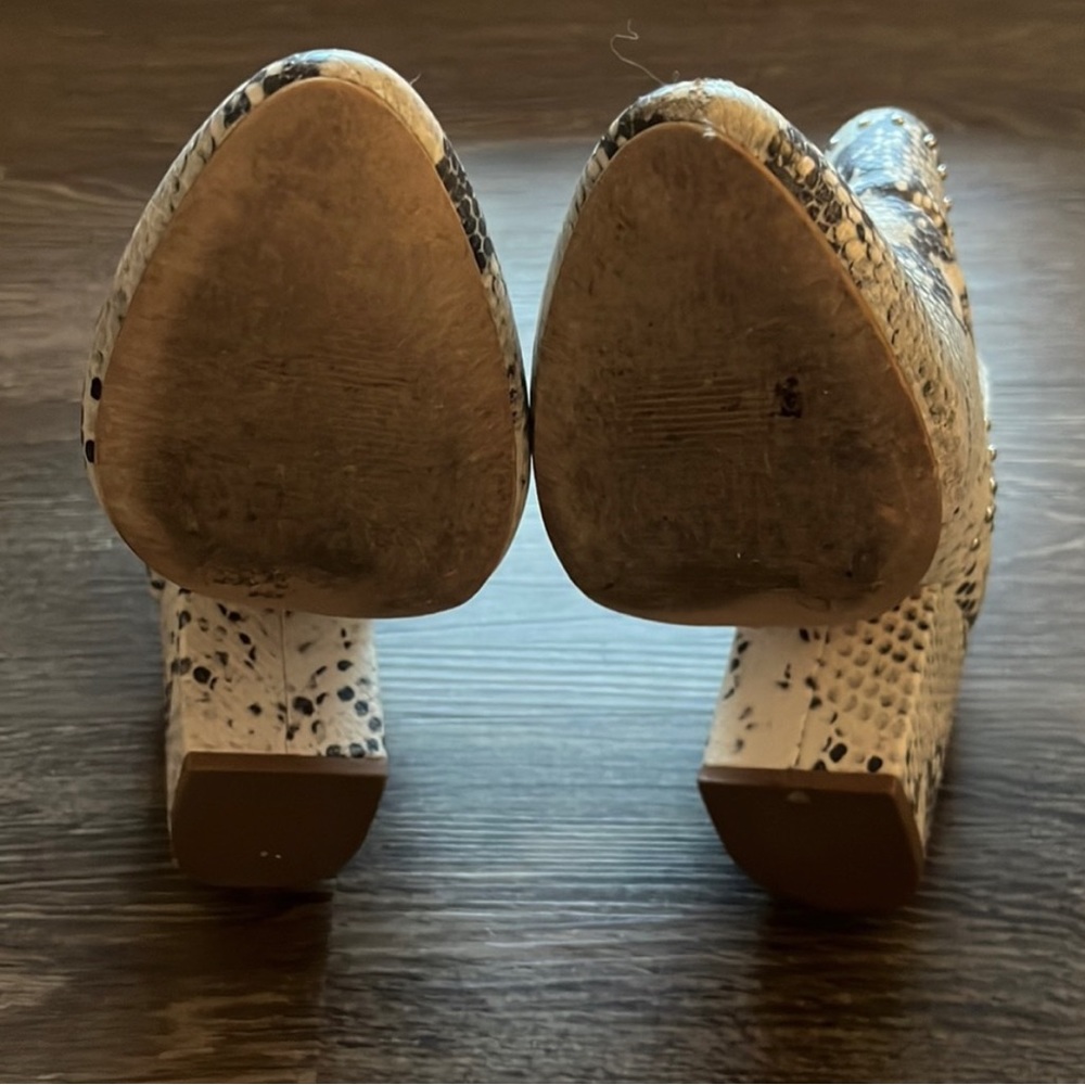 Steve Madden Booties - Picture 6 of 7